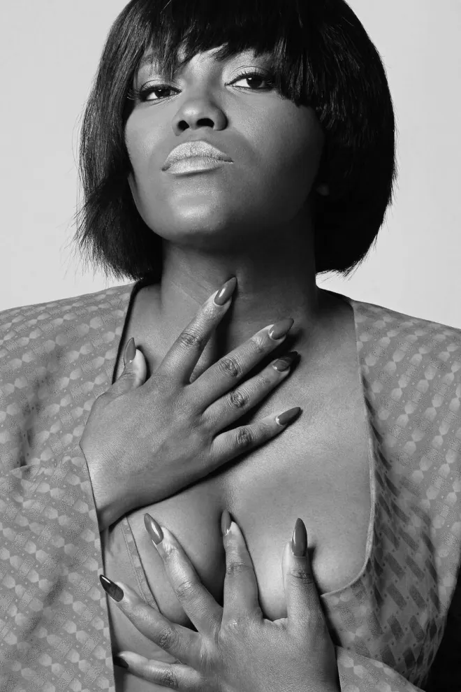 Barbara Tucker